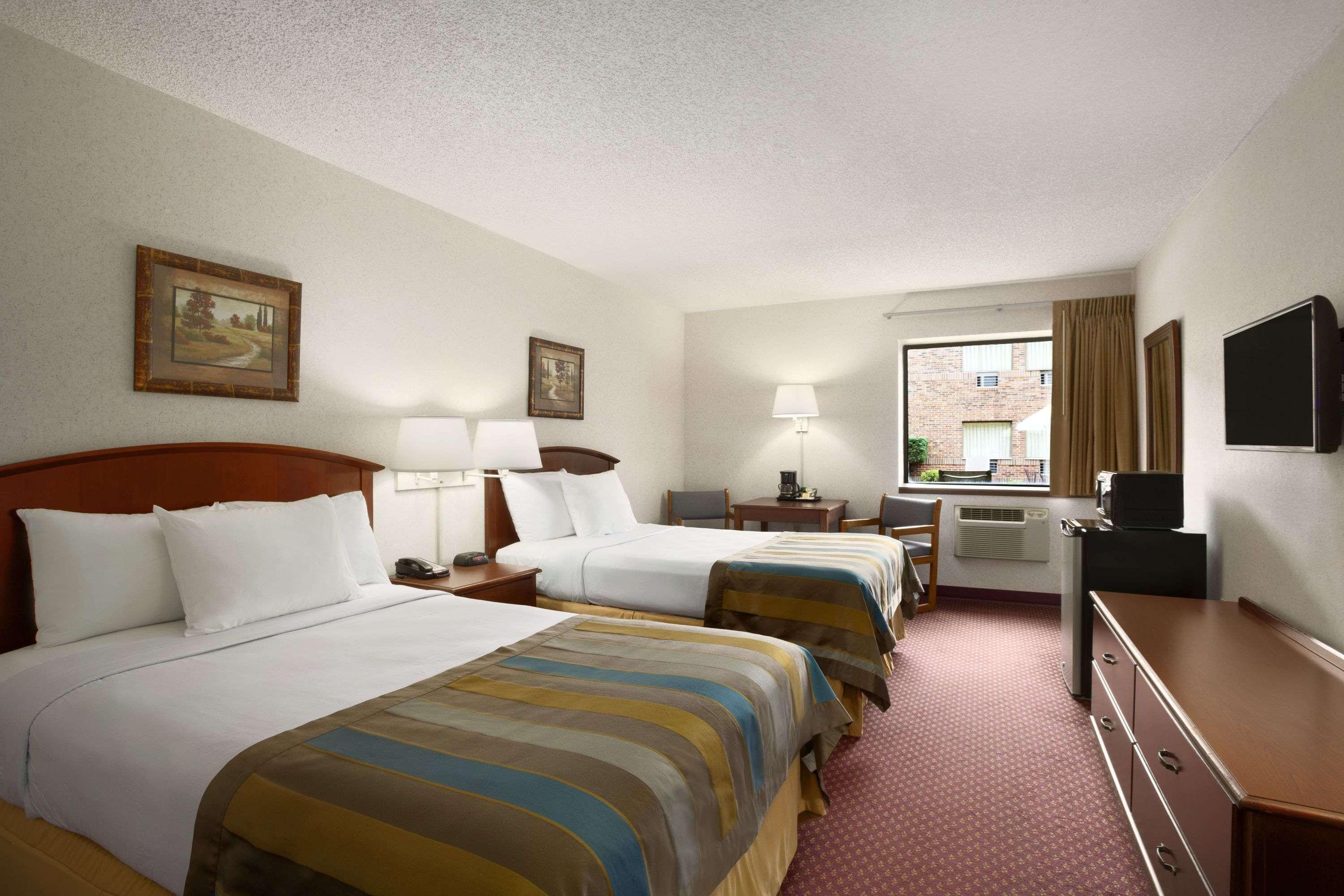 Days Inn By Wyndham Middletown Exteriér fotografie